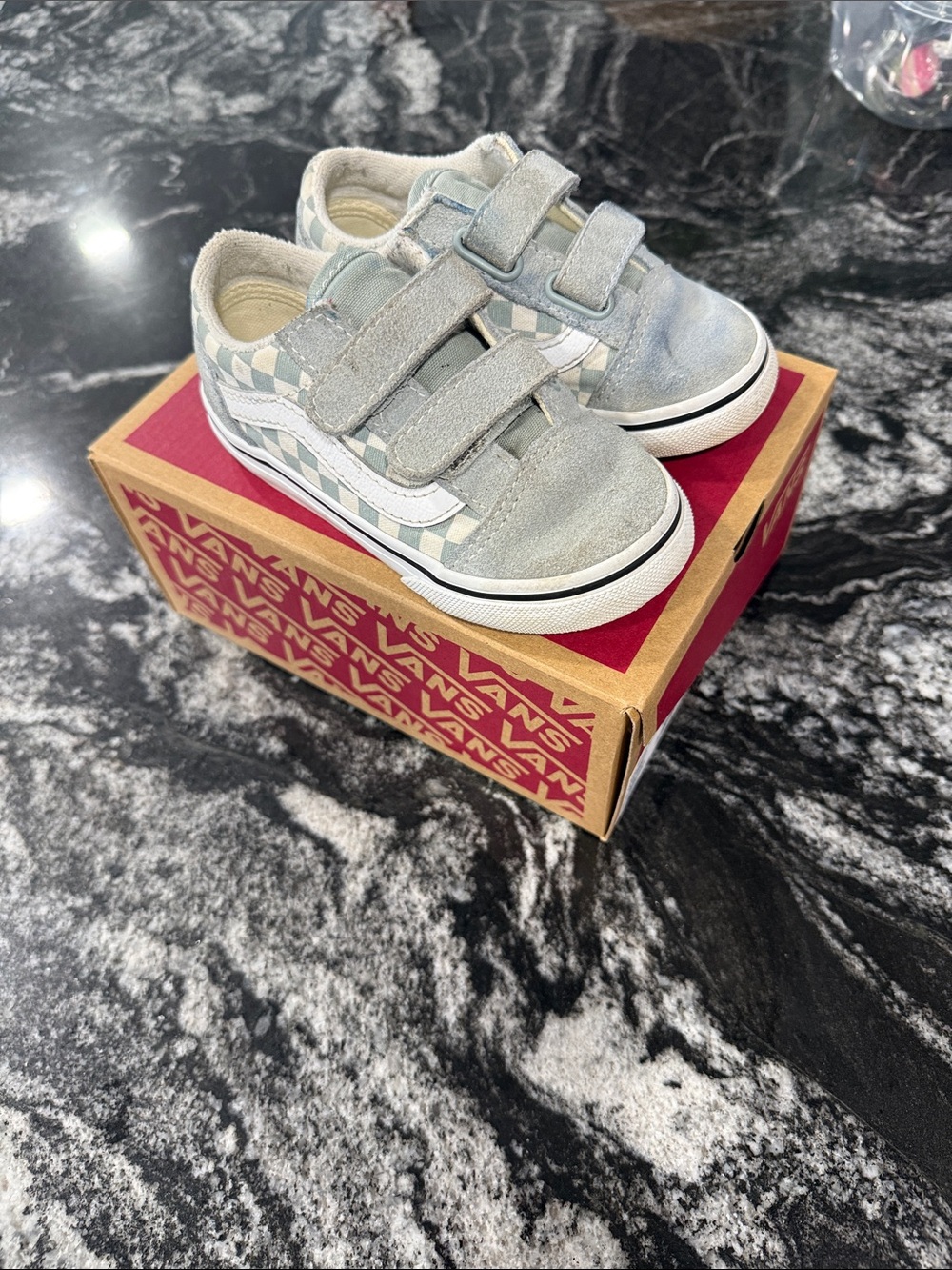 Vans Kids Velcro Checkerboard Sneakers - Light Gray/Blue & White
